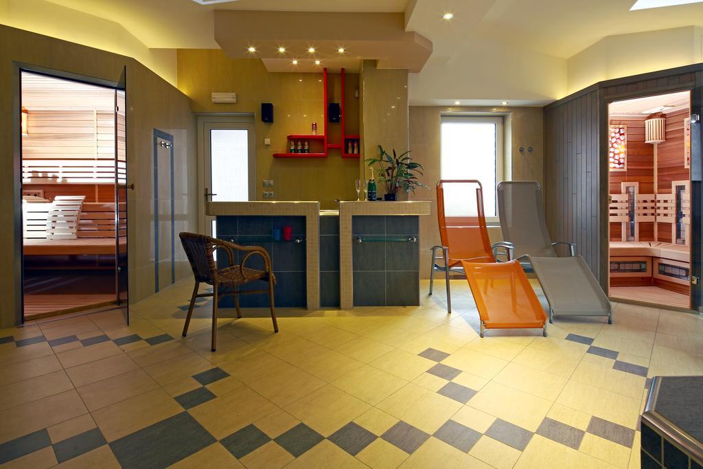 Wellness Penzion Pod Rozhlednou Kostelec nad Orlici Bagian luar foto