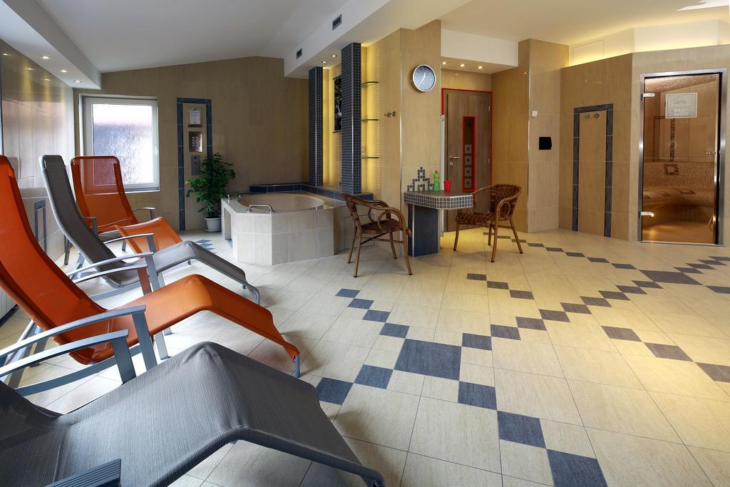 Wellness Penzion Pod Rozhlednou Kostelec nad Orlici Bagian luar foto