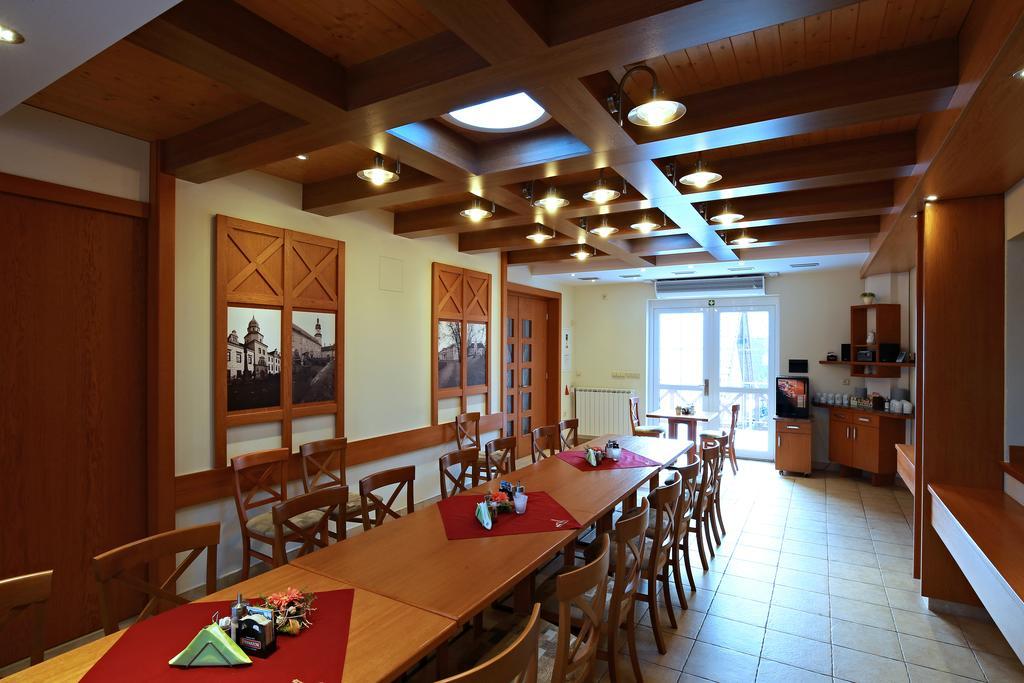 Wellness Penzion Pod Rozhlednou Kostelec nad Orlici Bagian luar foto