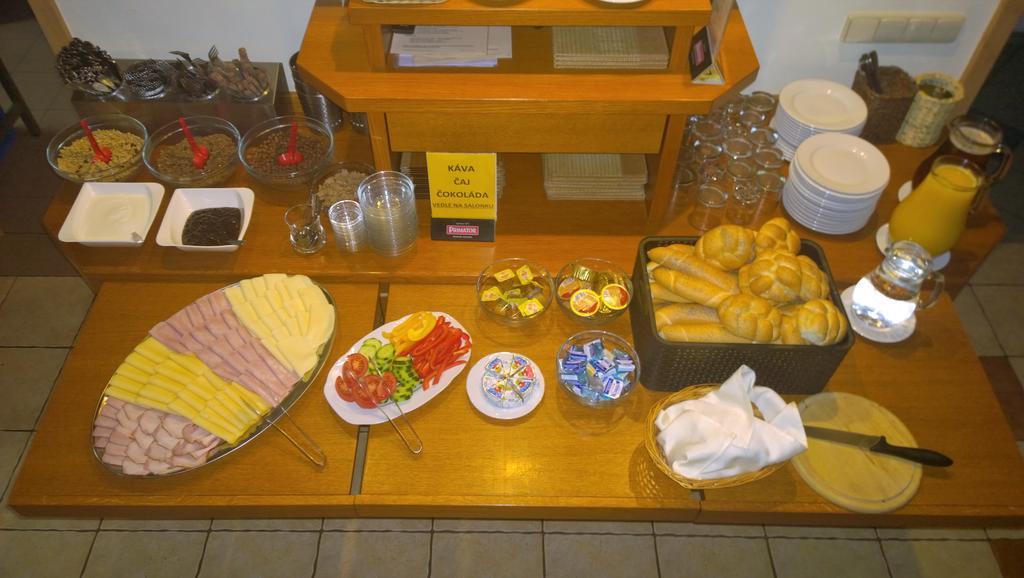 Wellness Penzion Pod Rozhlednou Kostelec nad Orlici Bagian luar foto
